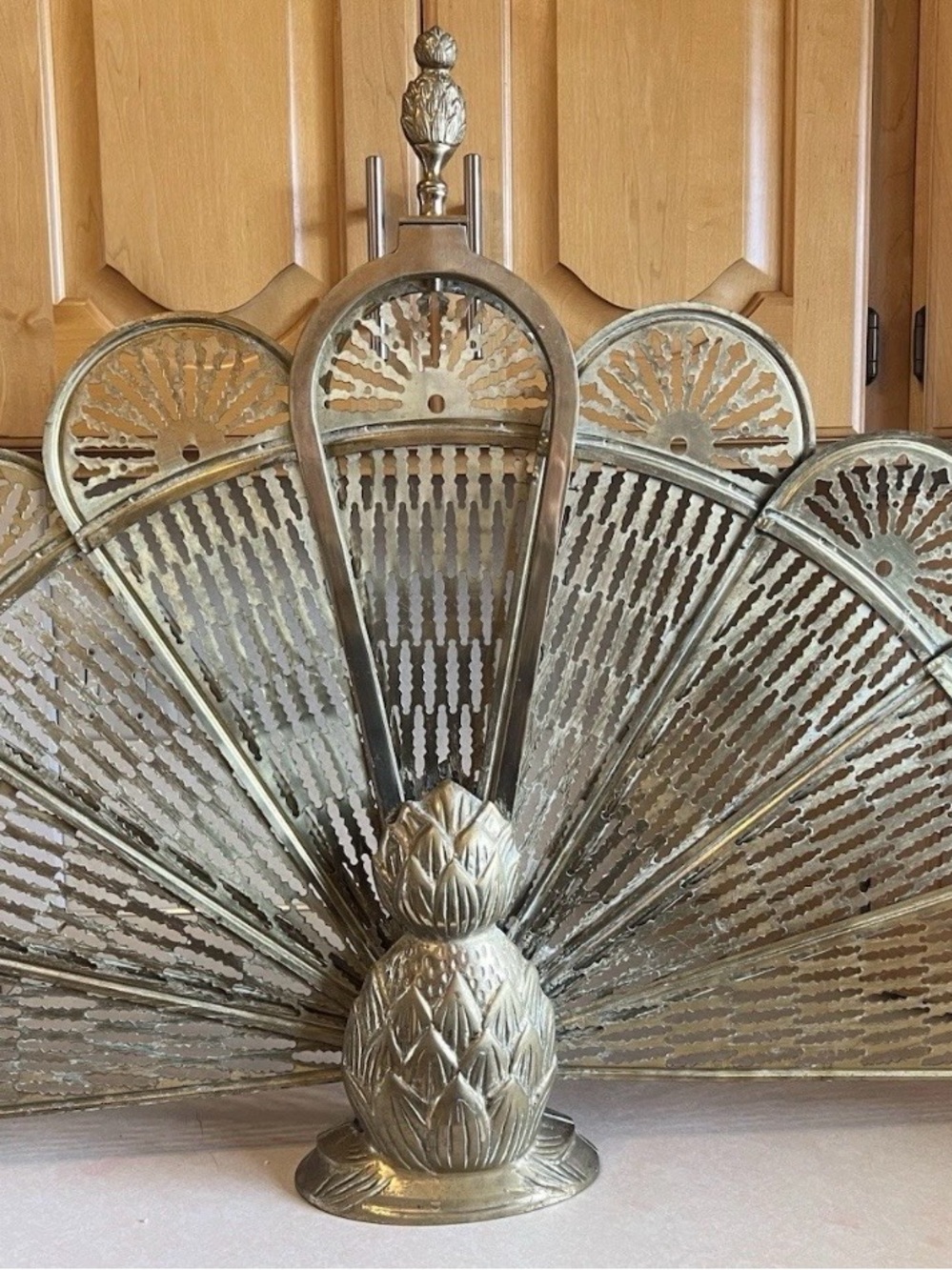 *HARD TO FIND* Vintage Pineapple Brass Peacock Fireplace Fan